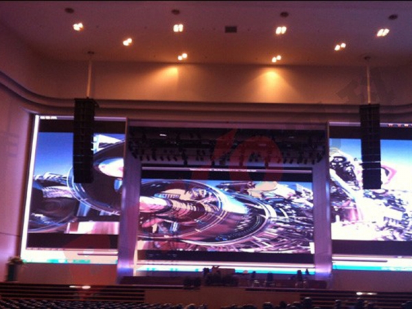 泰国曼谷220 ㎡舞台LED显示屏电子大屏幕显示系统工程