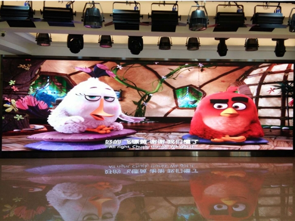 北京市万泉小学P2小间距LED显示屏